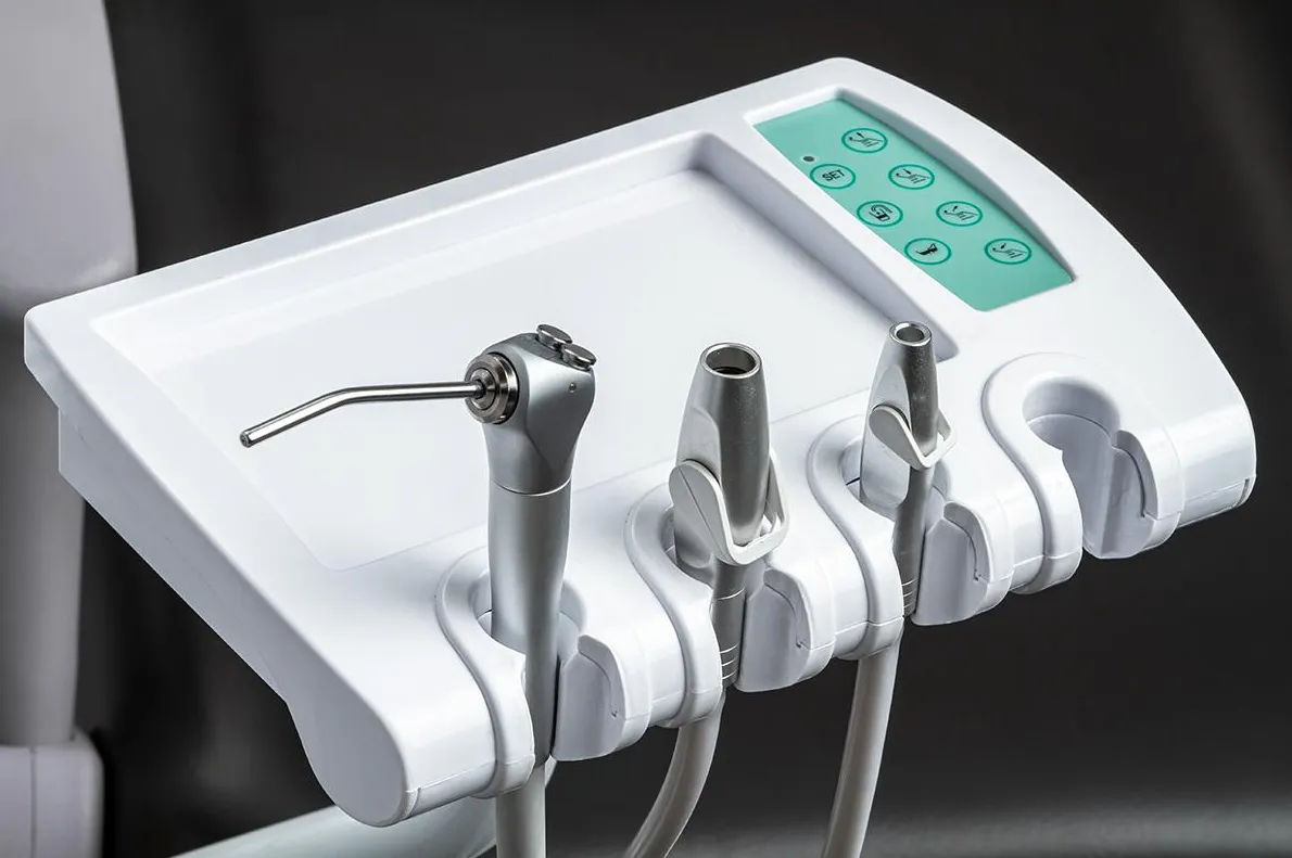 Стоматологическая установка C2 (нижняя подача)