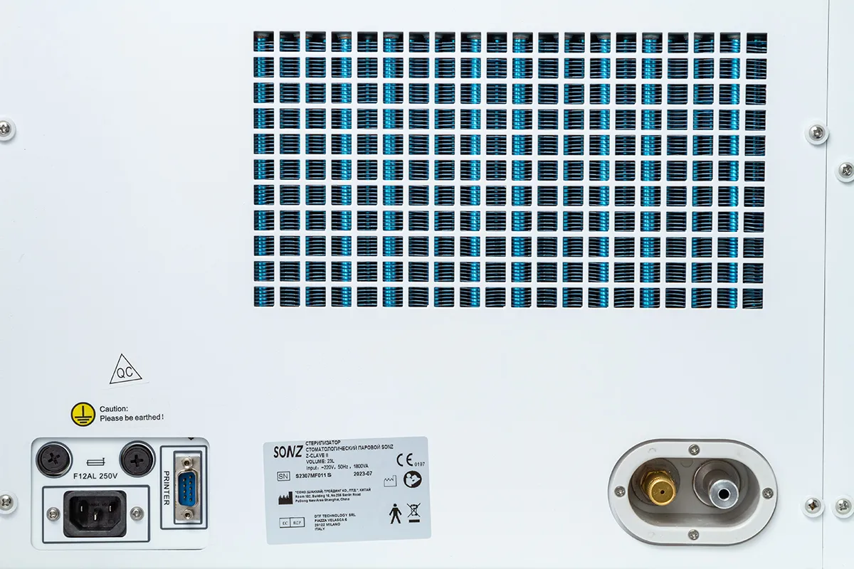 Автоклав Z-Clave II (18 литров) с сенсорным дисплеем
