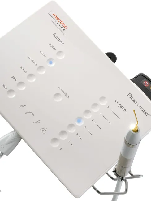 Аппарат пьезохирургический для костной хирургии Piezosurgery WHITE