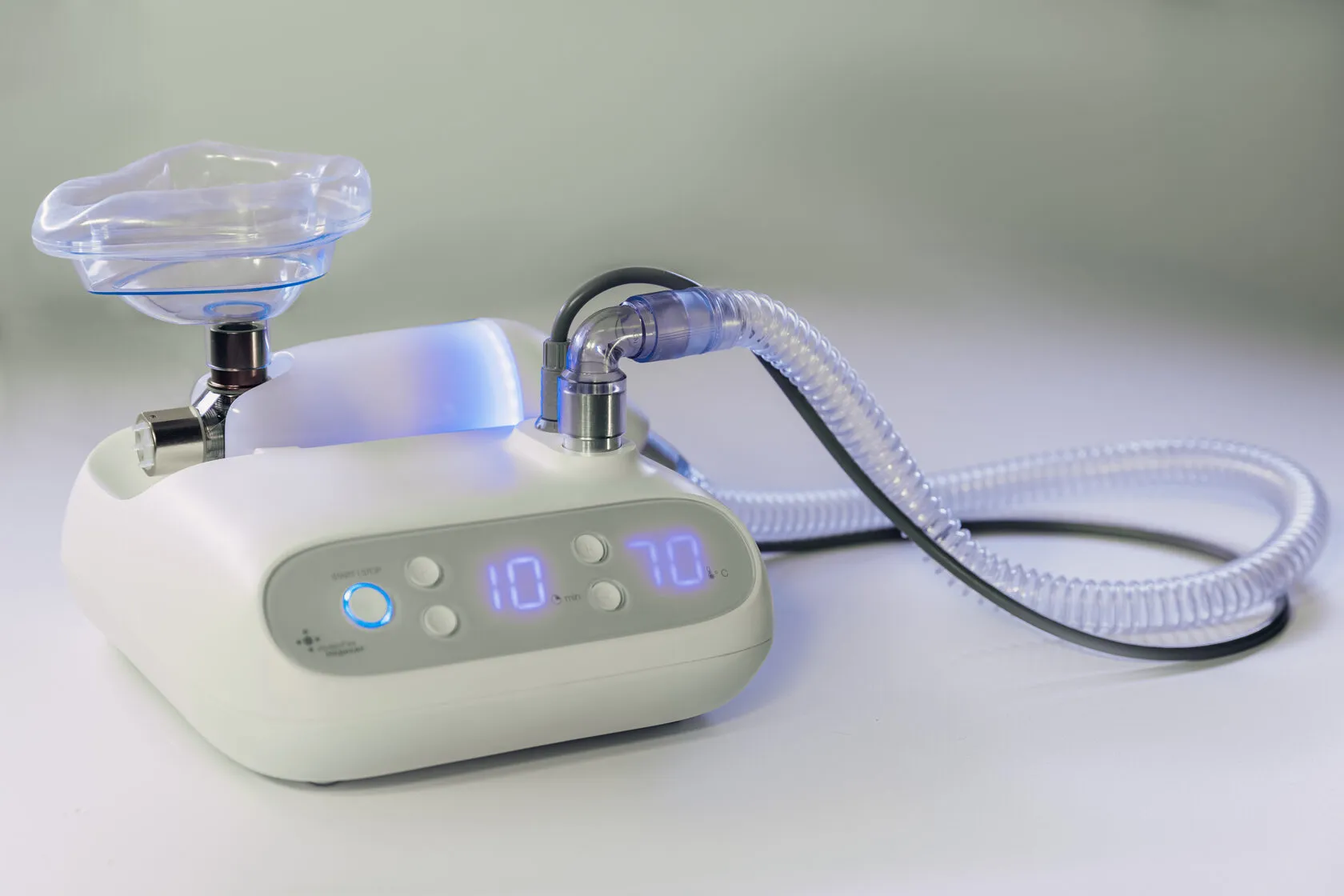 Аппарат ингаляционный BreezeLite, Россия