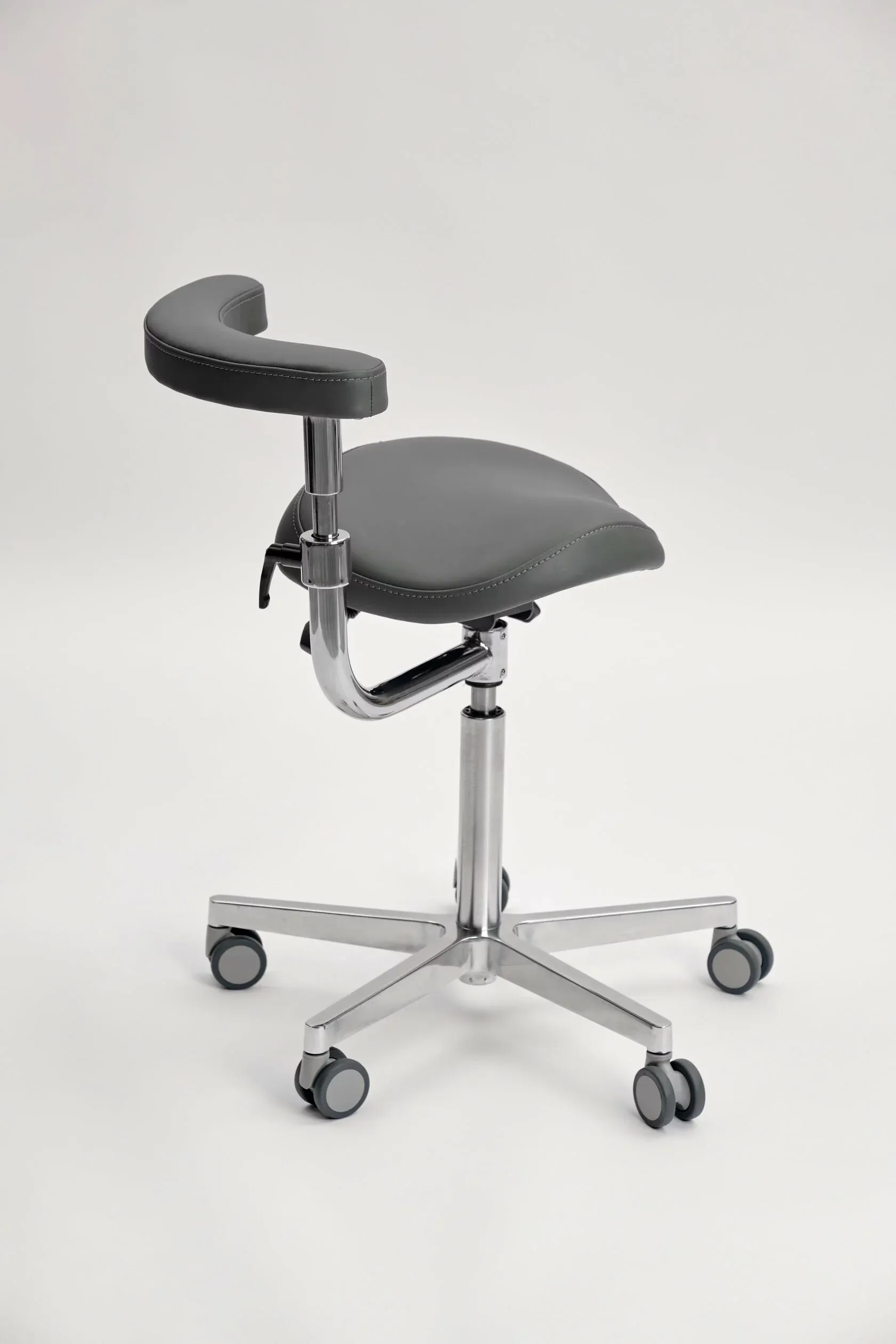 Стул-седло с абдоминальным упором