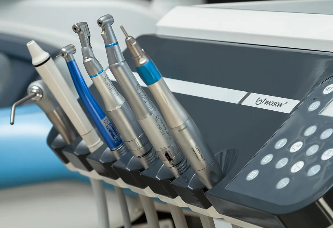 Стоматологическая установка Woson WOD330 нижняя подача