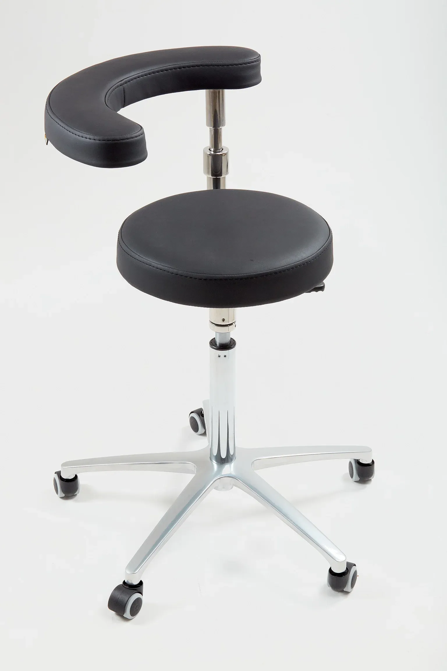 Стул ассистента с абдоминальным упором